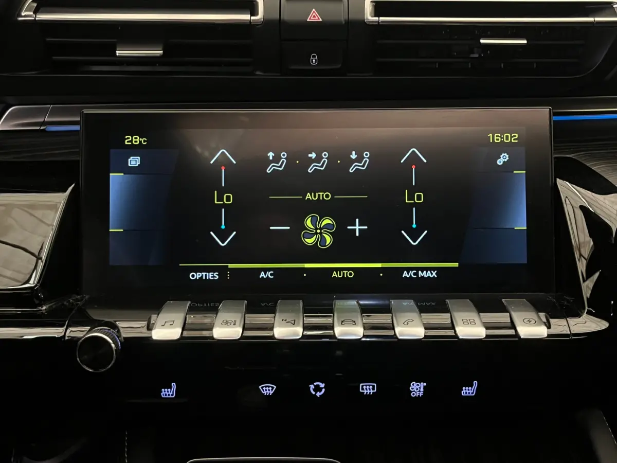 1.6 HYbrid 360 PSE 360PK!! | Panoramadak | Elek. Stoel met Massage | Alcantara | Stoelverwarming | Camera Rondom  | Achteruitrijcamera | Apple Carplay/Android Auto|telefoonintegratie premium