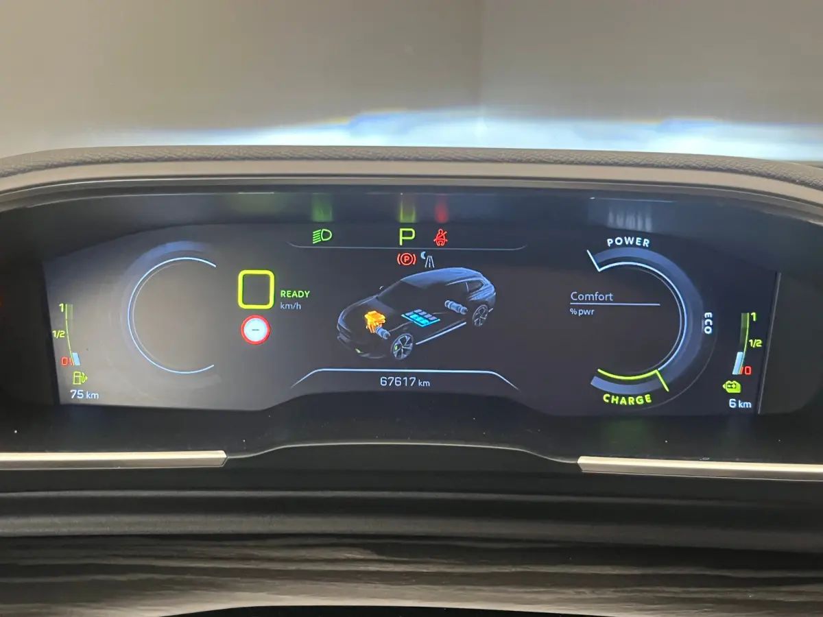 1.6 HYbrid 360 PSE 360PK!! | Panoramadak | Elek. Stoel met Massage | Alcantara | Stoelverwarming | Camera Rondom  | Achteruitrijcamera | Apple Carplay/Android Auto|telefoonintegratie premium