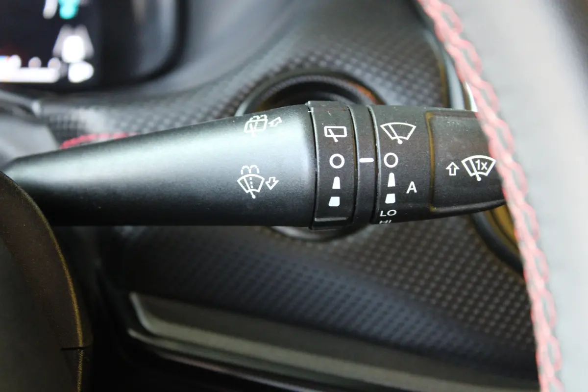 4xe 240 Plug-in Hybrid Trailhawk | SOH 93% | Trail rated | Navigatie | Cruise control adaptief | Camera | Dakrails |
