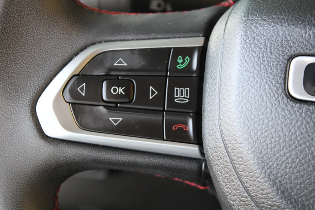4xe 240 Plug-in Hybrid Trailhawk | SOH 93% | Trail rated | Navigatie | Cruise control adaptief | Camera | Dakrails |