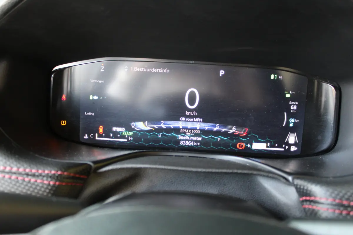 4xe 240 Plug-in Hybrid Trailhawk | SOH 93% | Trail rated | Navigatie | Cruise control adaptief | Camera | Dakrails |