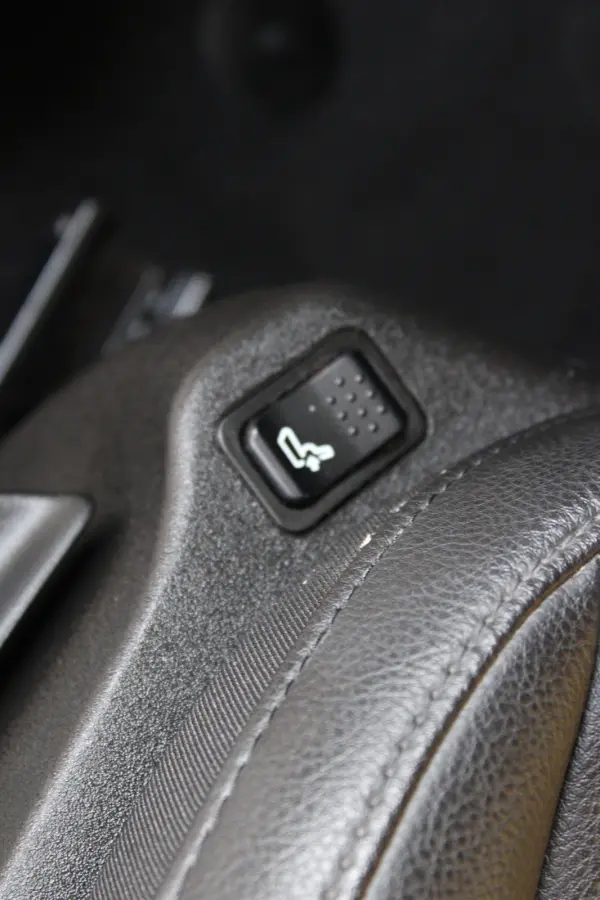 4xe 240 Plug-in Hybrid Trailhawk | SOH 93% | Trail rated | Navigatie | Cruise control adaptief | Camera | Dakrails |