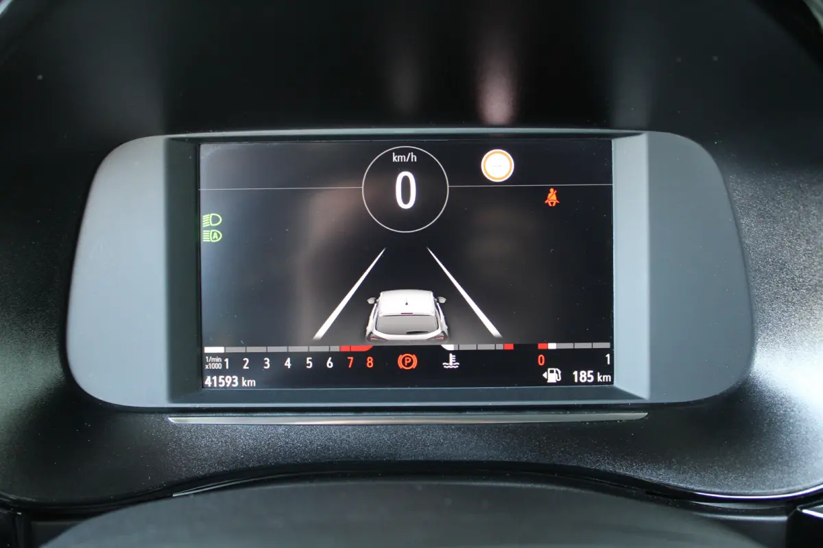 1.2 Elegance | Keyless start | Groot scherm | Parkeercamera | Keyless entry |