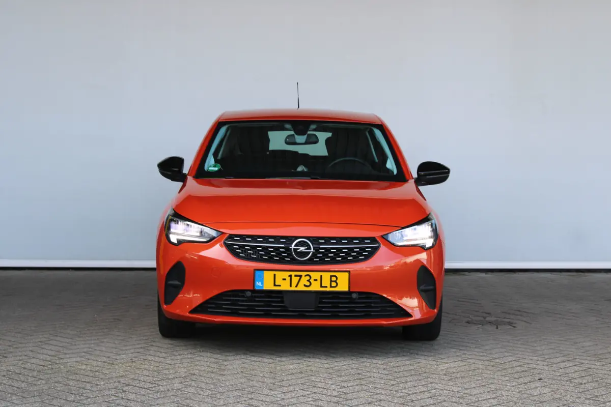 1.2 Elegance | Keyless start | Groot scherm | Parkeercamera | Keyless entry |