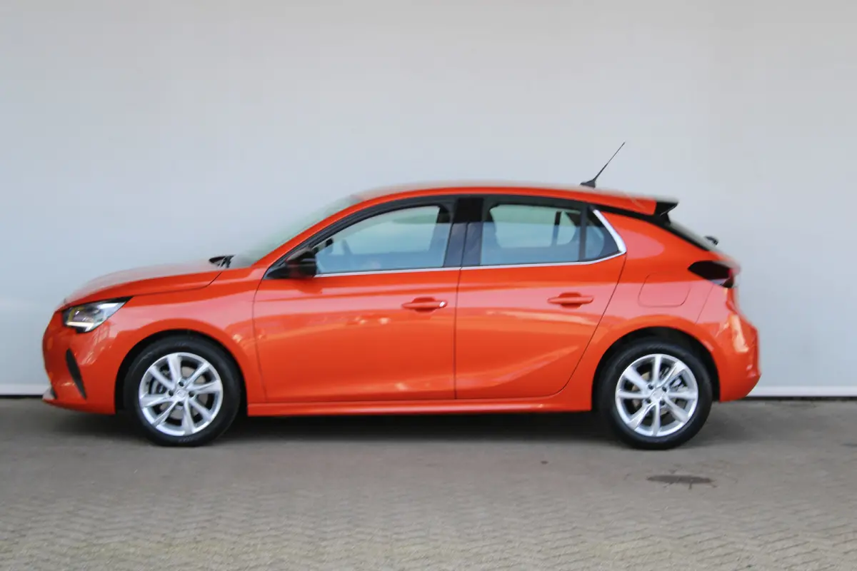 1.2 Elegance | Keyless start | Groot scherm | Parkeercamera | Keyless entry |