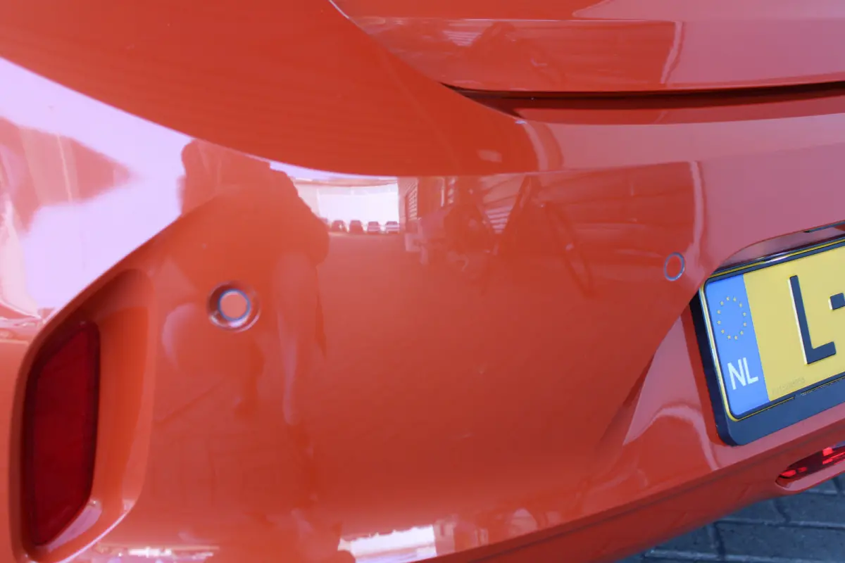 1.2 Elegance | Keyless start | Groot scherm | Parkeercamera | Keyless entry |