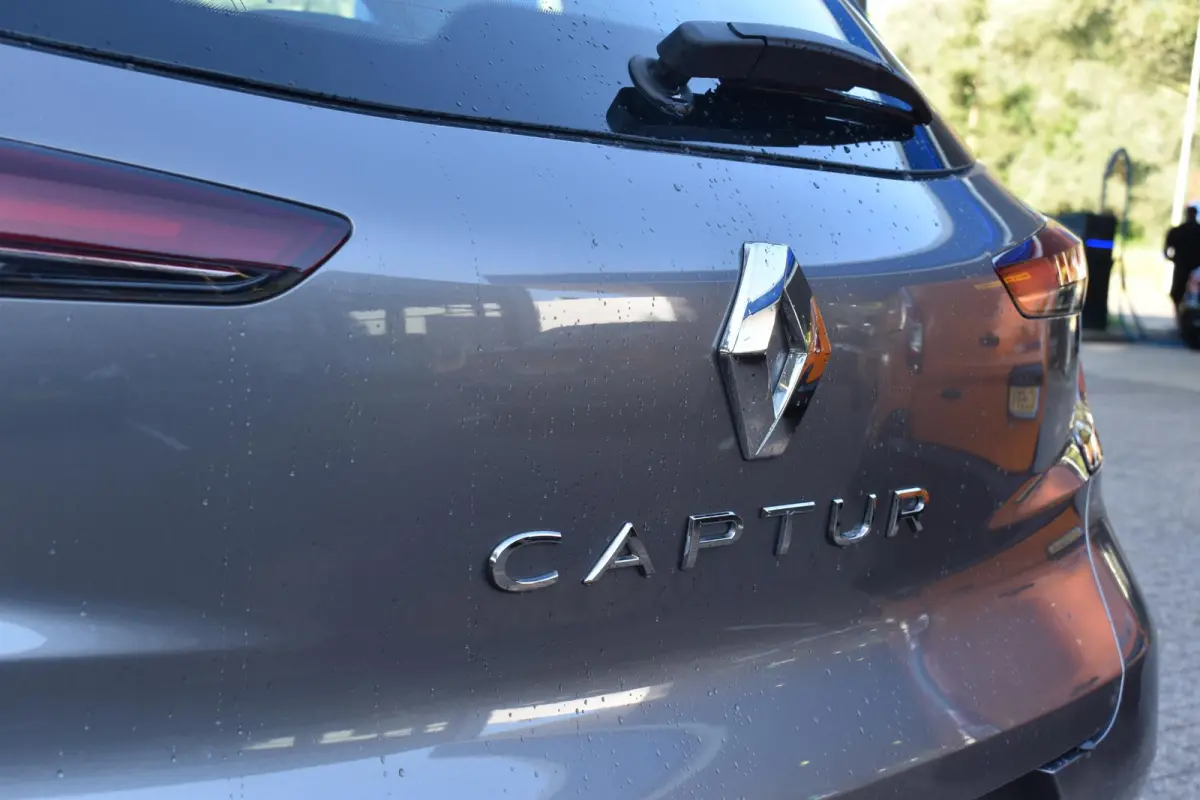 1.0 TCe 90 Zen Carplay Navigatie | 2e Eigenaar | Goed onderhouden | 12 mnd BOVAG garantie | Whatsapp 06-53188999