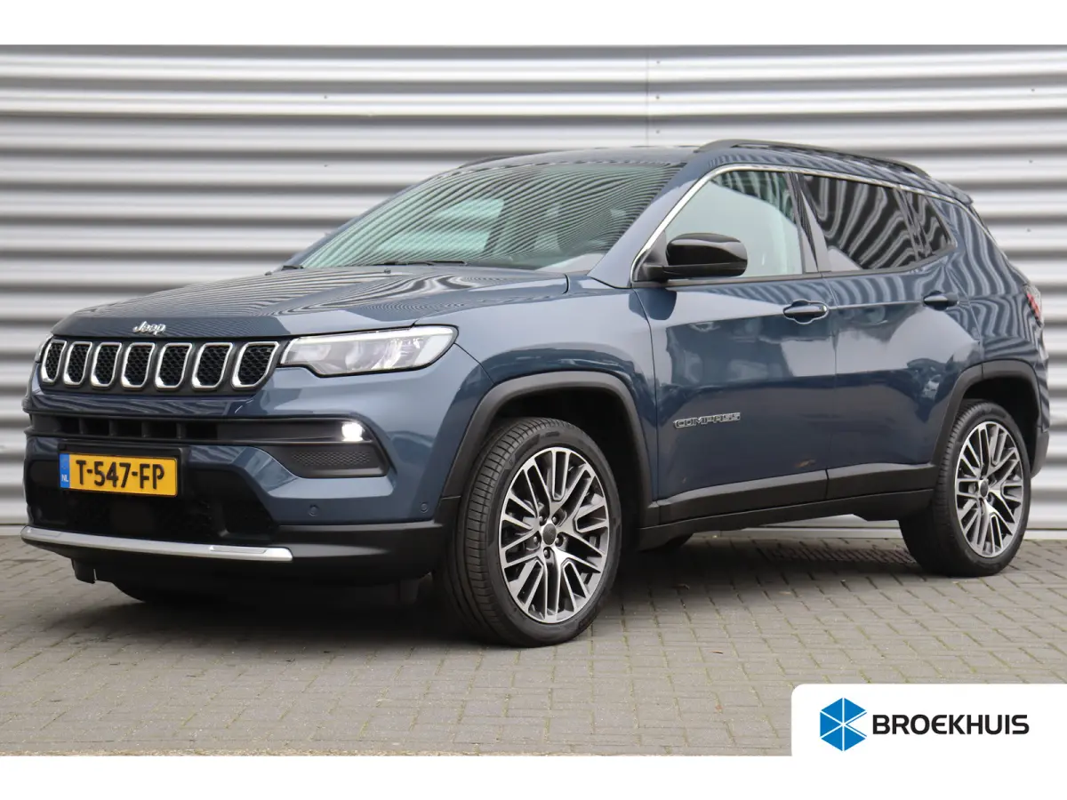 1.5T e-HYBRID 130PK LIMITED AUTOMAAT / NAVI / LEDER / CLIMA / FULL-LED / CAMERA / 19" LMV / KEYLESS / ADAPT. CRUISE / NIEUWSTAAT !!