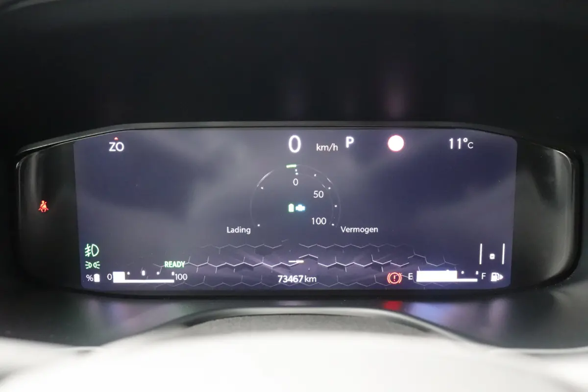 1.5T e-HYBRID 130PK LIMITED AUTOMAAT / NAVI / LEDER / CLIMA / FULL-LED / CAMERA / 19" LMV / KEYLESS / ADAPT. CRUISE / NIEUWSTAAT !!