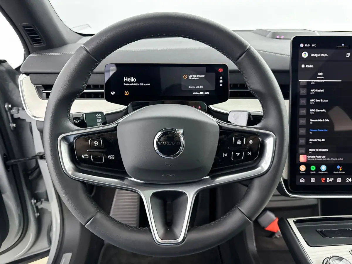 Twin Motor Performance Ultra 111kWh | NEW Core Computer | 22" | Luchtvering | Pilot Assist Pack | Trekhaak | Climate Pack | Getint glas | Massage stoelen | Head-up | Bose Audio | Matrix LED 