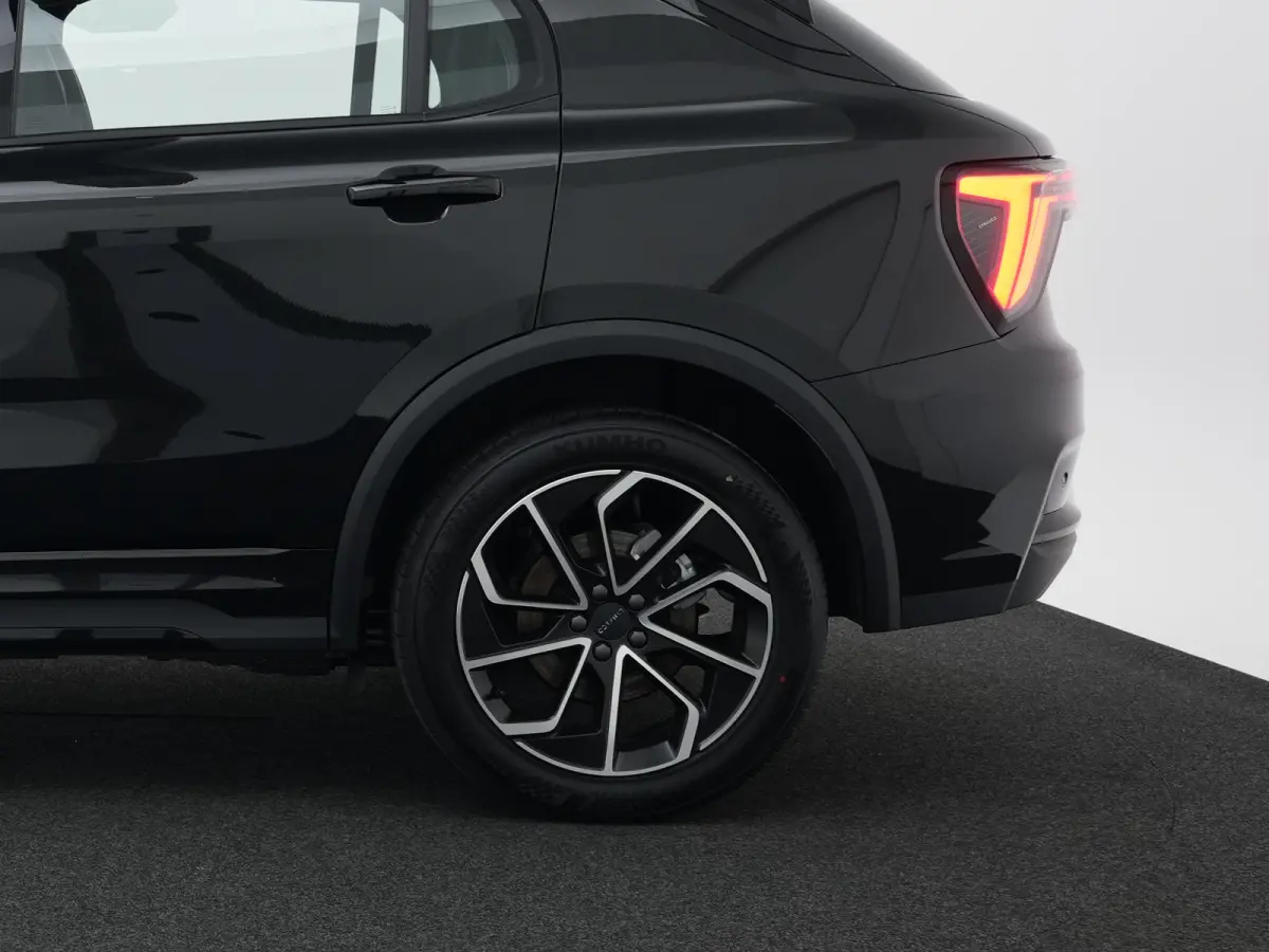 1.5 Core 48 maanden garantie | Standkachel | Camera | Adaptive Cruise | Carplay | Stoelverwarming