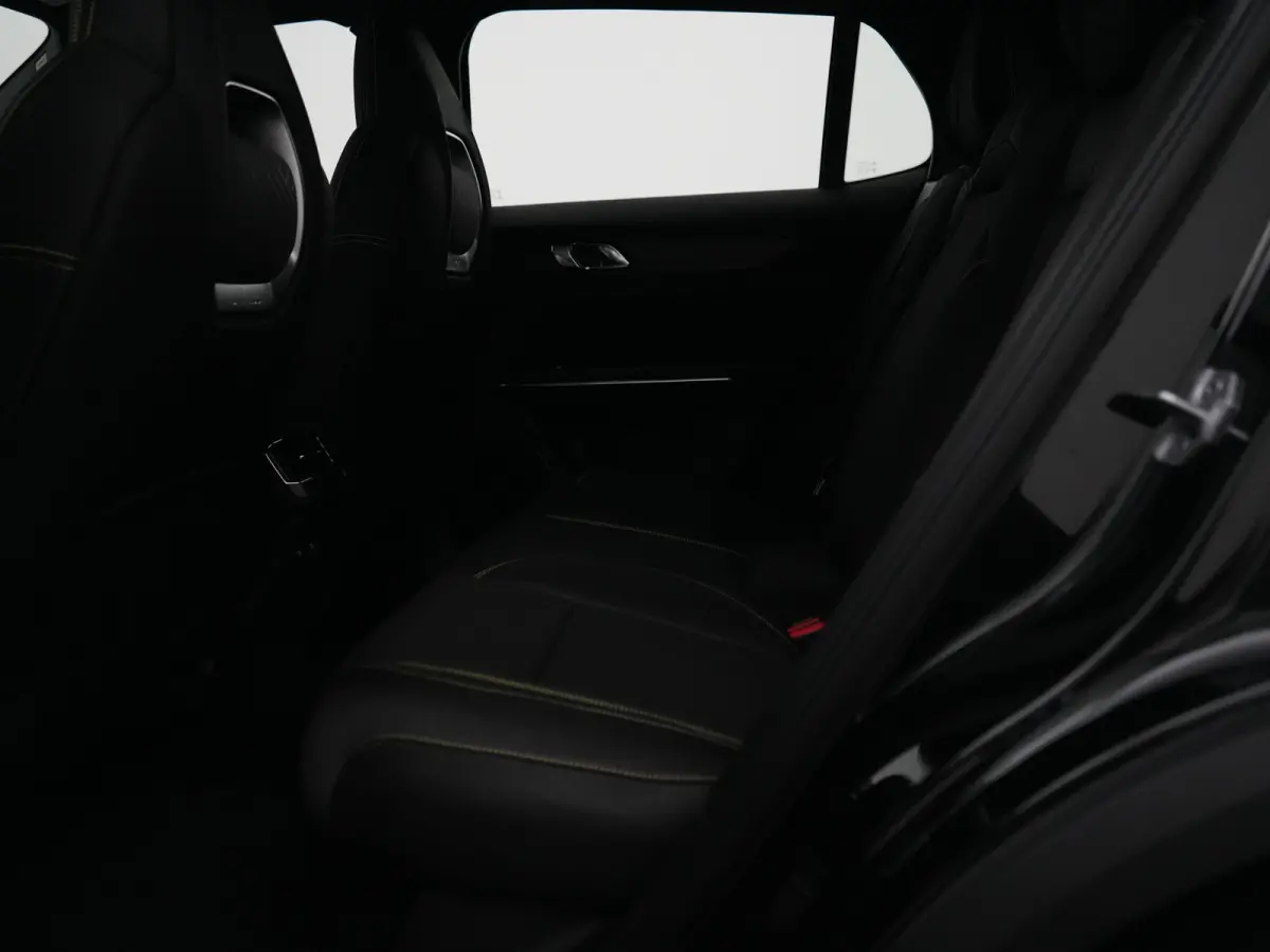 1.5 Core 48 maanden garantie | Standkachel | Camera | Adaptive Cruise | Carplay | Stoelverwarming