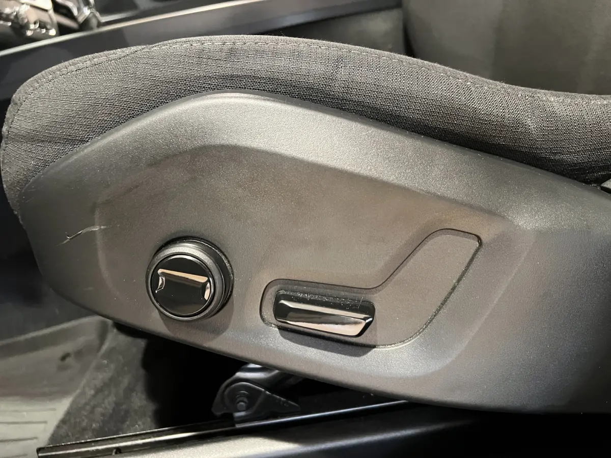 2.0 T5 Momentum