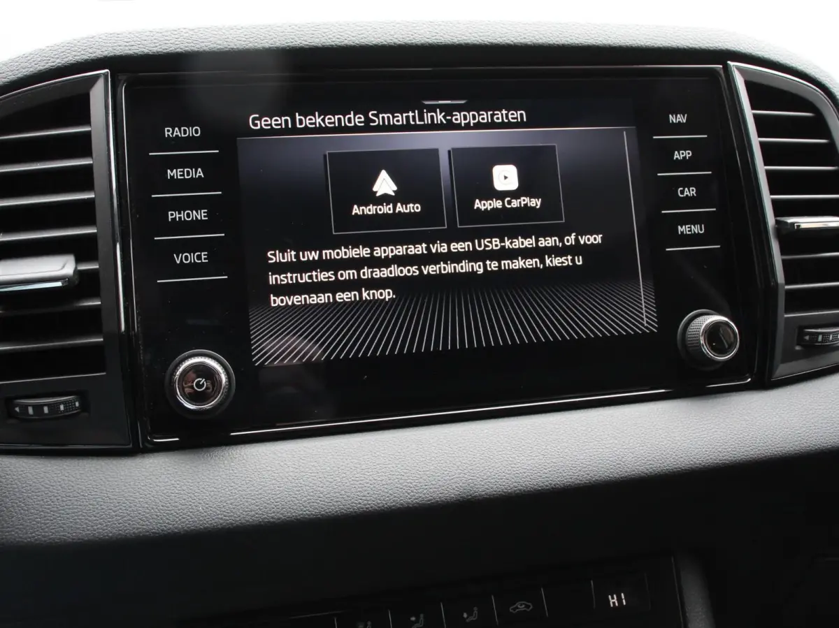 1.5 TSI 150pk DSG ACT Selection DEMO ! Navigatie Apple Carplay/Android Auto Camera Parkeer sensoren Adaptieve Cruise Control Lichtmetalen Velgen Digitale Cockpit
