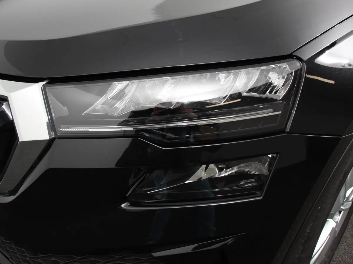1.5 TSI 150pk DSG ACT Selection DEMO ! Navigatie Apple Carplay/Android Auto Camera Parkeer sensoren Adaptieve Cruise Control Lichtmetalen Velgen Digitale Cockpit