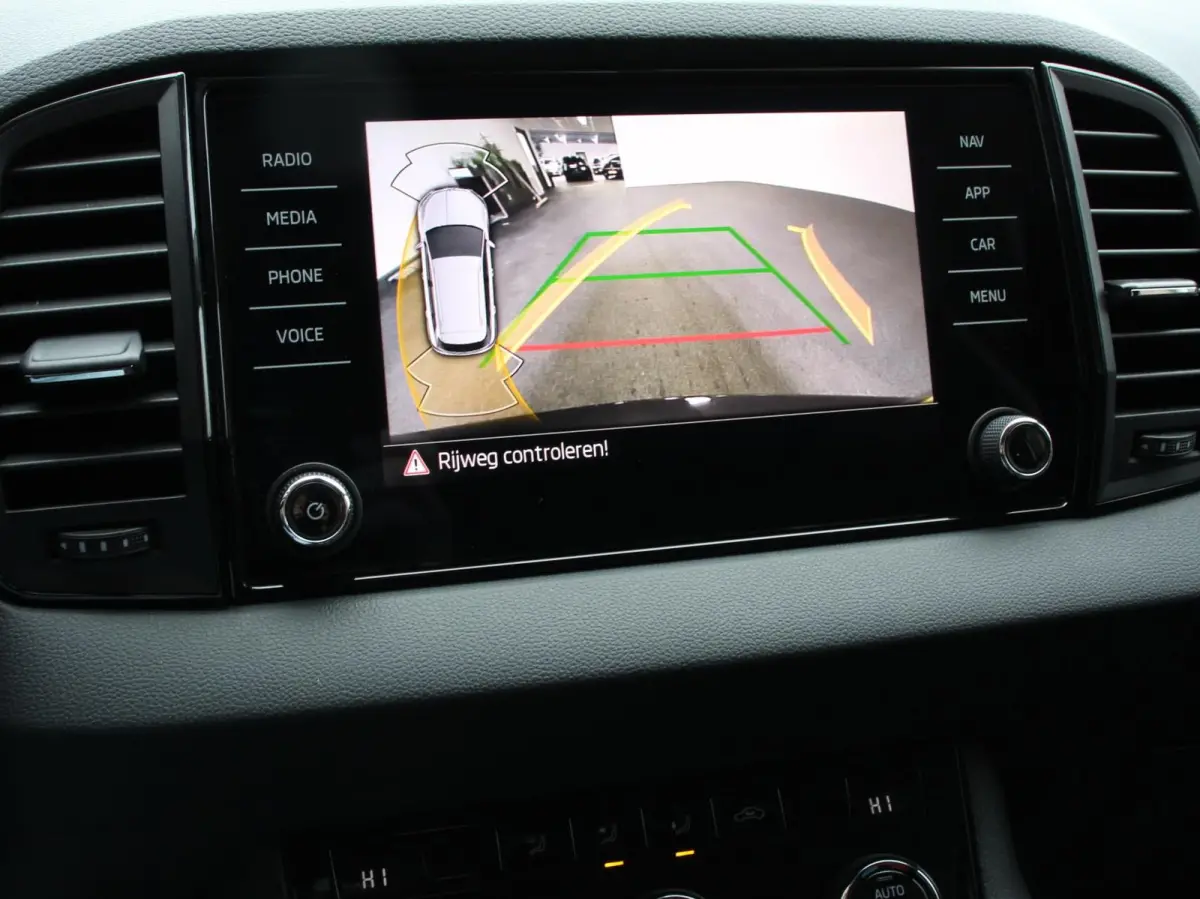1.5 TSI 150pk DSG ACT Selection DEMO ! Navigatie Apple Carplay/Android Auto Camera Parkeer sensoren Adaptieve Cruise Control Lichtmetalen Velgen Digitale Cockpit