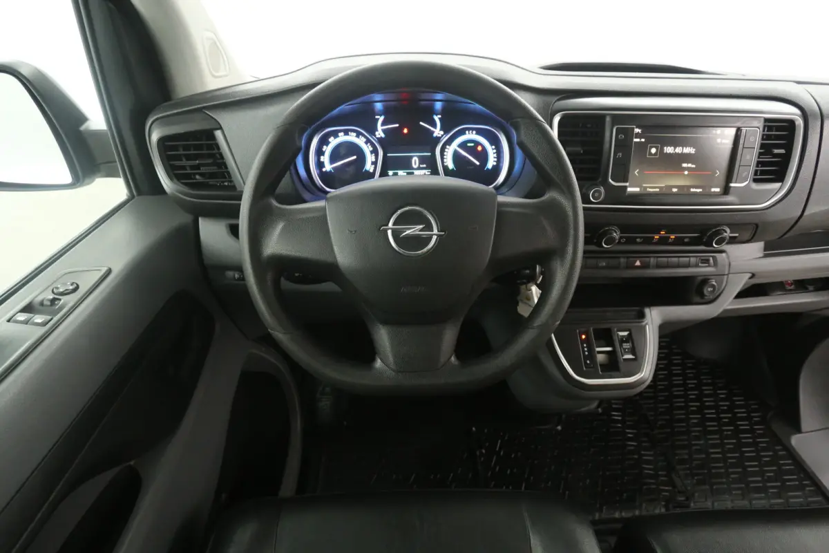 75 kWh L2H1 | Snelladen | SOH 96% | 3 Zits | Airco | Cruise | Carplay | Parkeersens.