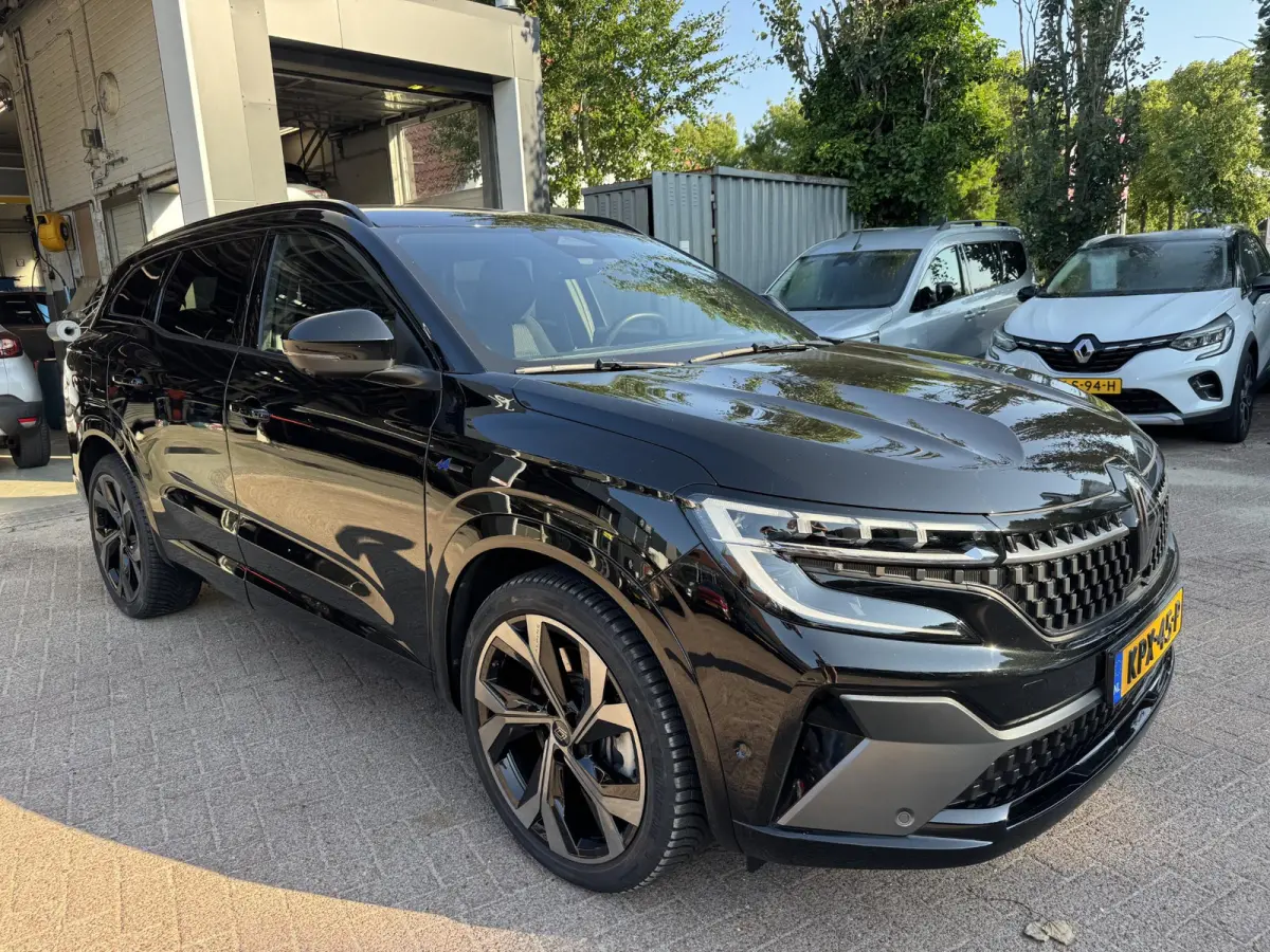 E-Tech full hybrid 200 esprit Alpine 7P