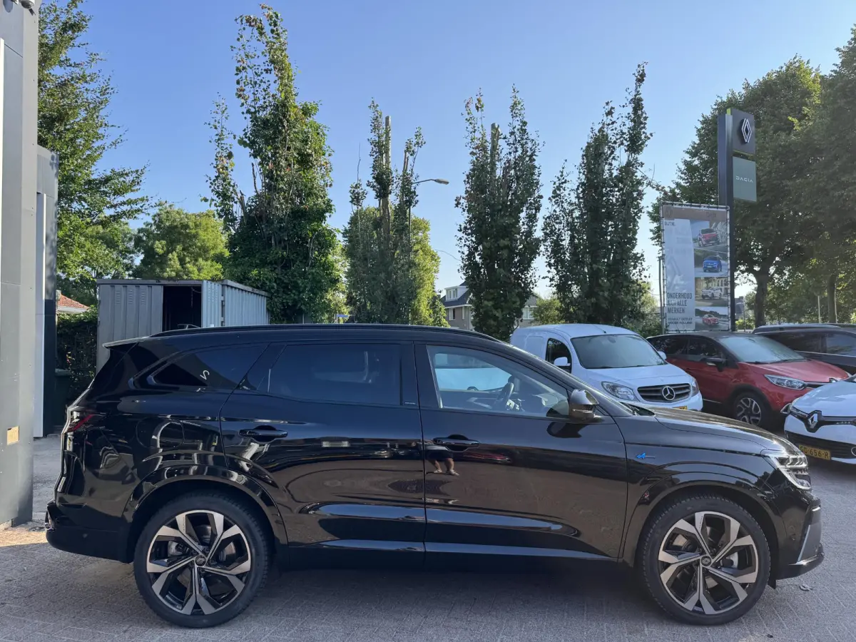 E-Tech full hybrid 200 esprit Alpine 7P