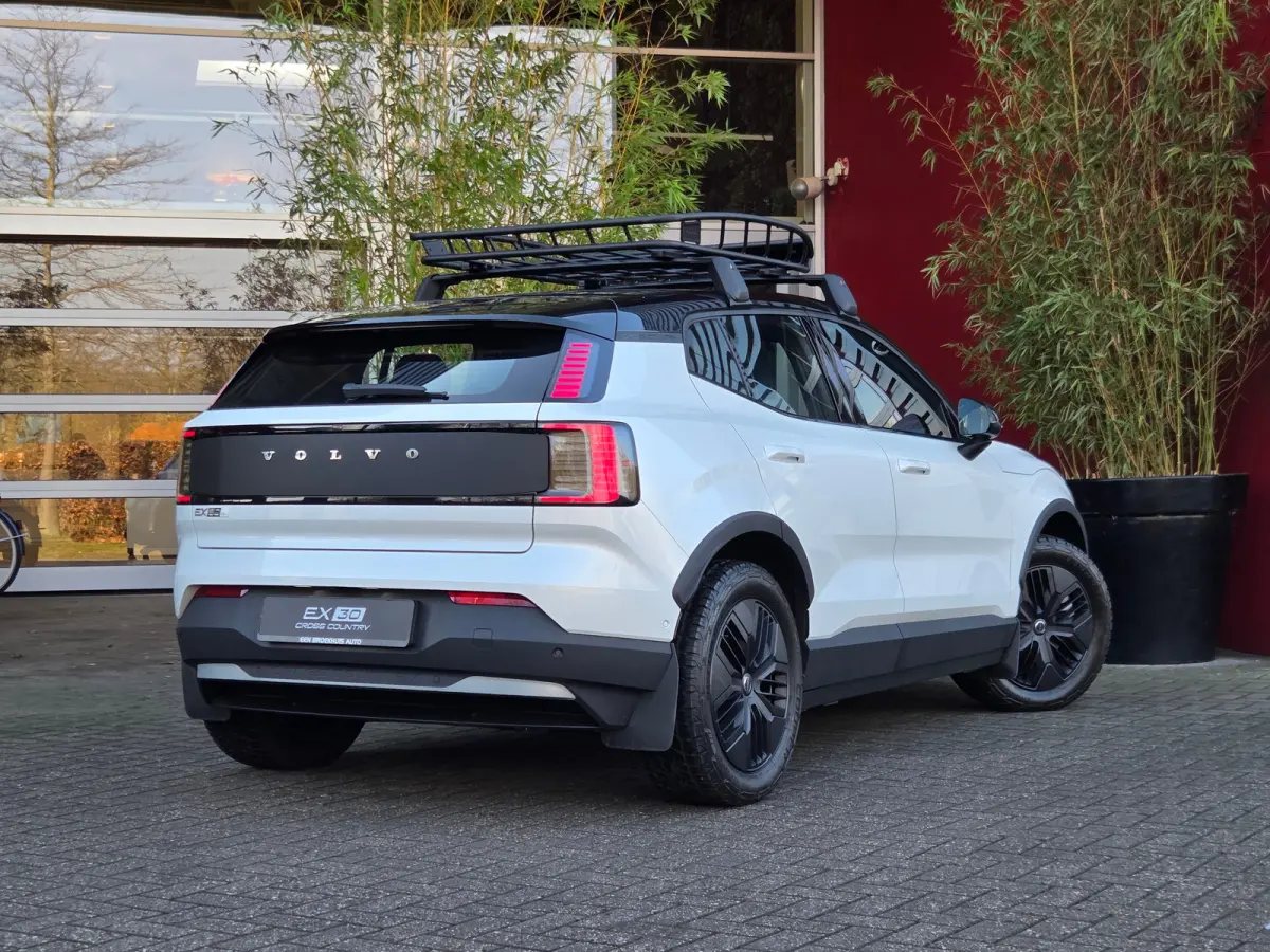 Twin Motor Performance Ultra 69 kWh | Full Option! | Pilot Assist | Panoramadak | 360 Camera | Harman/Kardon