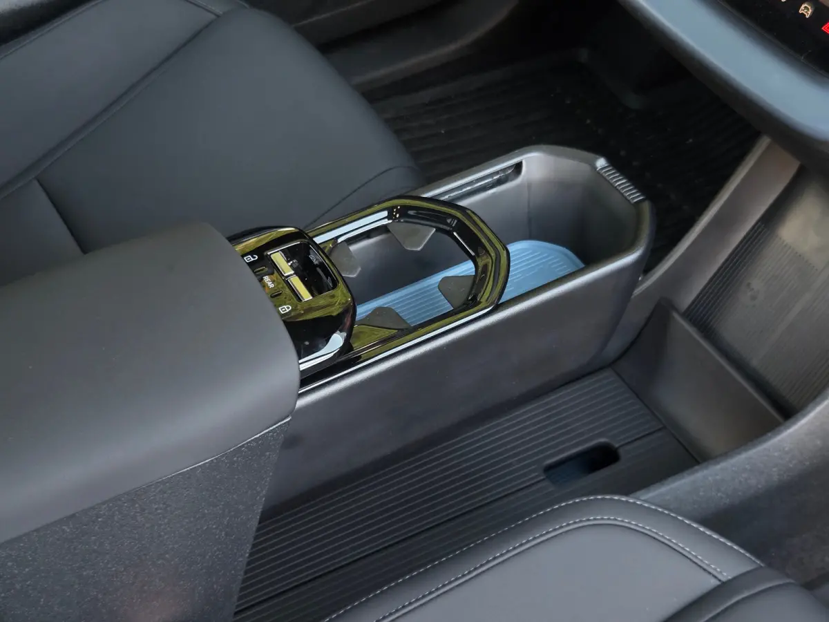 Twin Motor Performance Ultra 69 kWh | Full Option! | Pilot Assist | Panoramadak | 360 Camera | Harman/Kardon