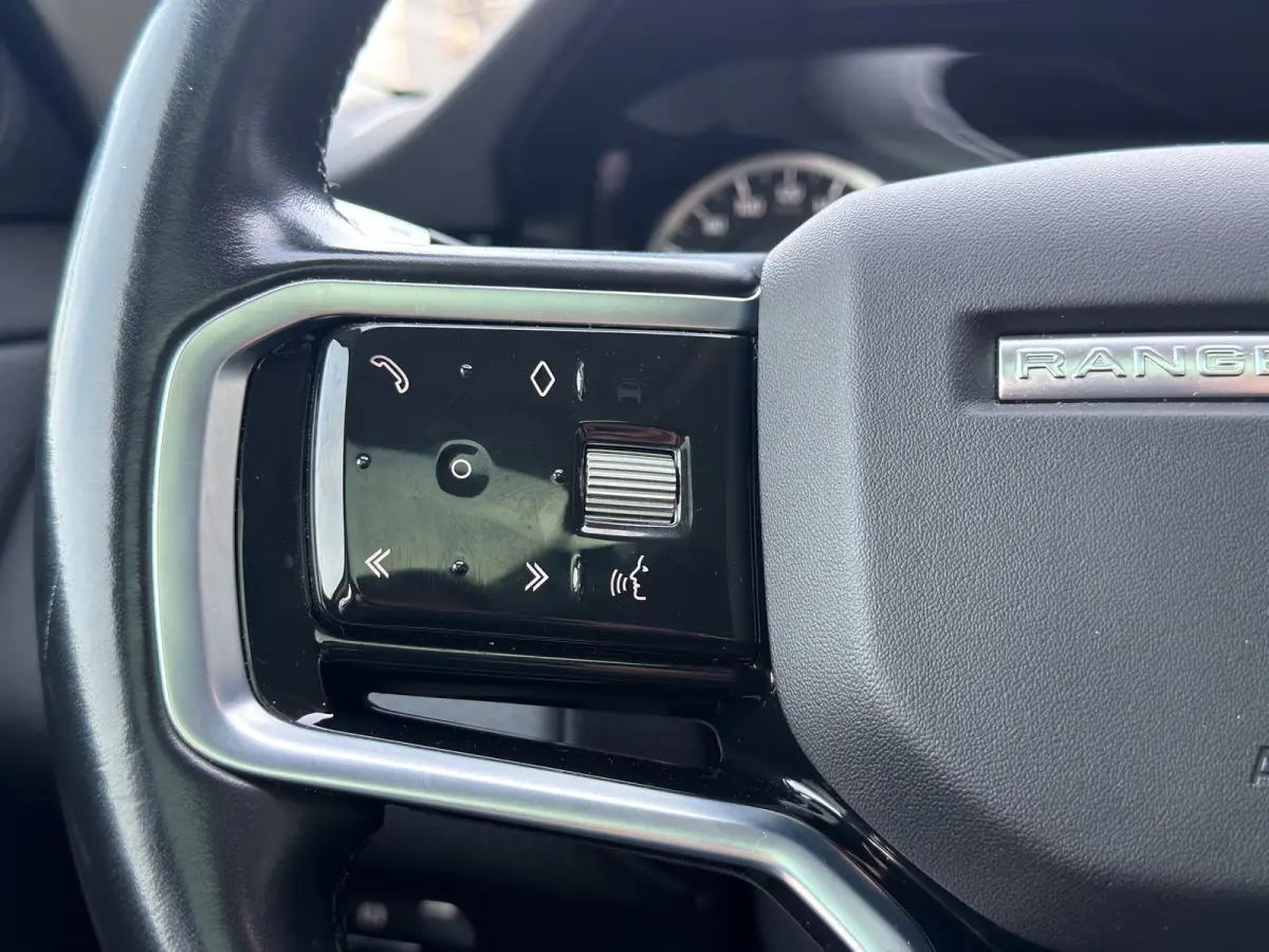 1.5 P300e AWD SE 309 PK Panoramadak | Volleder | 360 Camera | Elektrische stoel | | 18" Velgen | Apple Carplay/Android Auto|telefoonintegratie premium | Cruise control