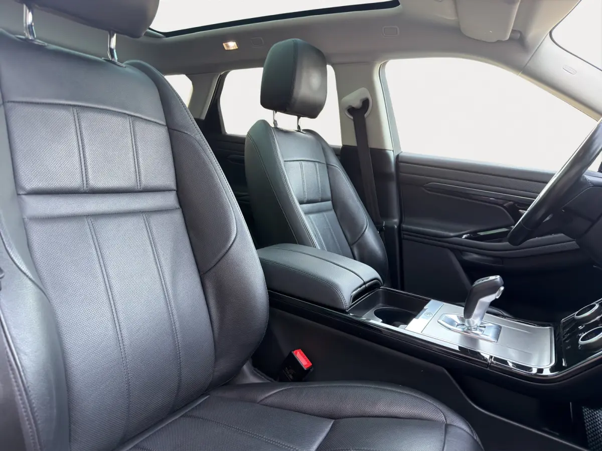 1.5 P300e AWD SE 309 PK Panoramadak | Volleder | 360 Camera | Elektrische stoel | | 18" Velgen | Apple Carplay/Android Auto|telefoonintegratie premium | Cruise control