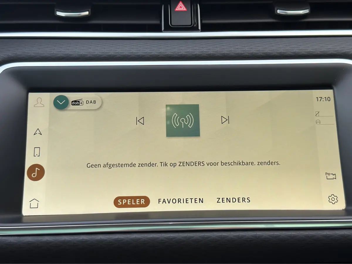 1.5 P300e AWD SE 309 PK Panoramadak | Volleder | 360 Camera | Elektrische stoel | | 18" Velgen | Apple Carplay/Android Auto|telefoonintegratie premium | Cruise control