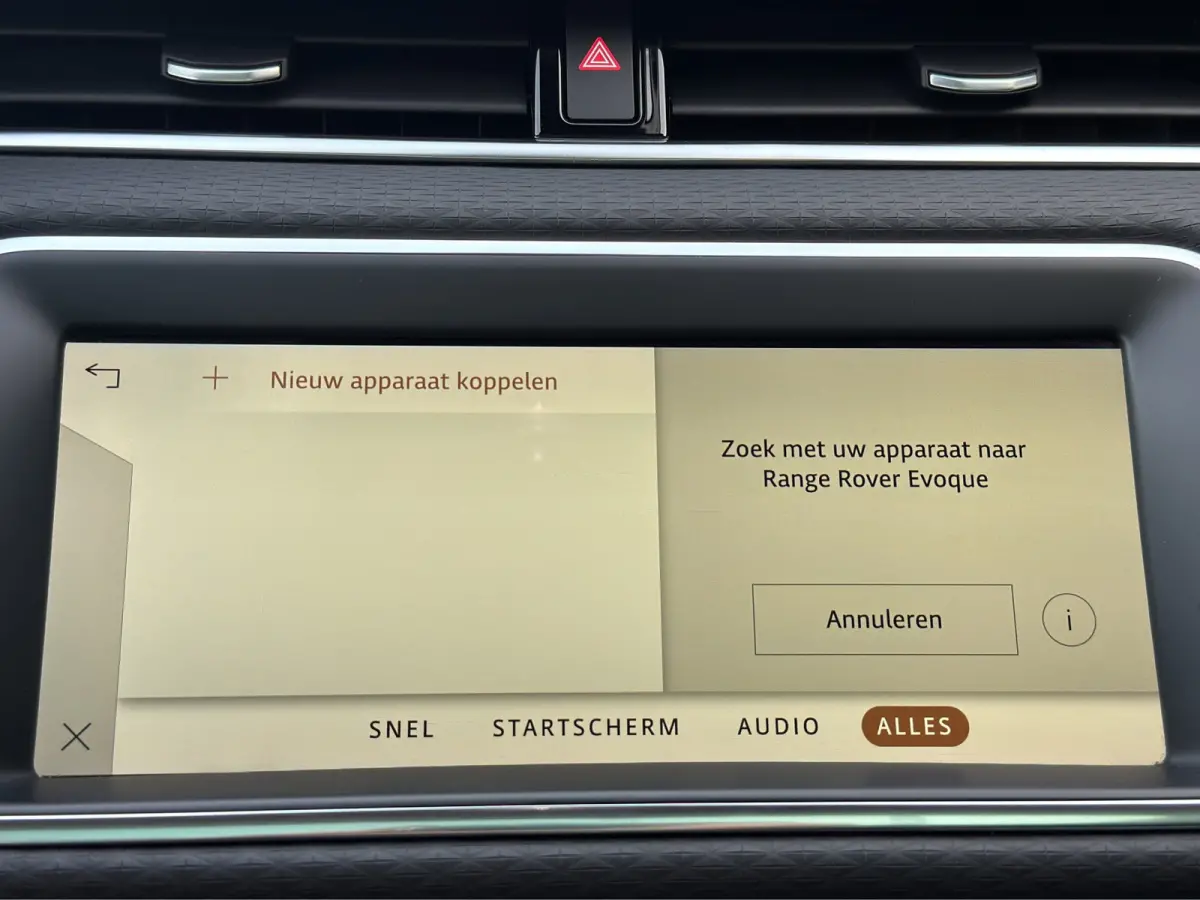 1.5 P300e AWD SE 309 PK Panoramadak | Volleder | 360 Camera | Elektrische stoel | | 18" Velgen | Apple Carplay/Android Auto|telefoonintegratie premium | Cruise control