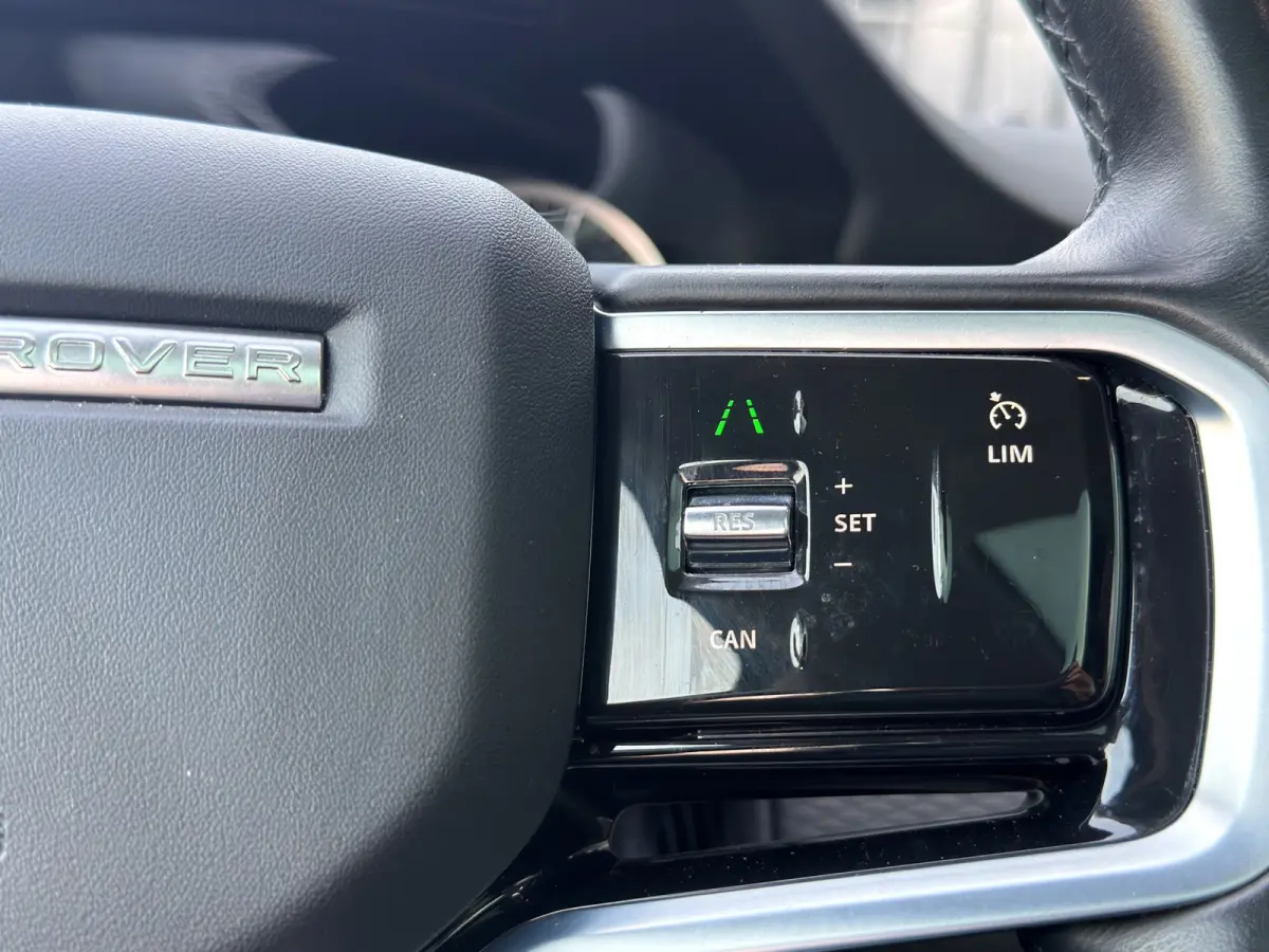 1.5 P300e AWD SE 309 PK Panoramadak | Volleder | 360 Camera | Elektrische stoel | | 18" Velgen | Apple Carplay/Android Auto|telefoonintegratie premium | Cruise control