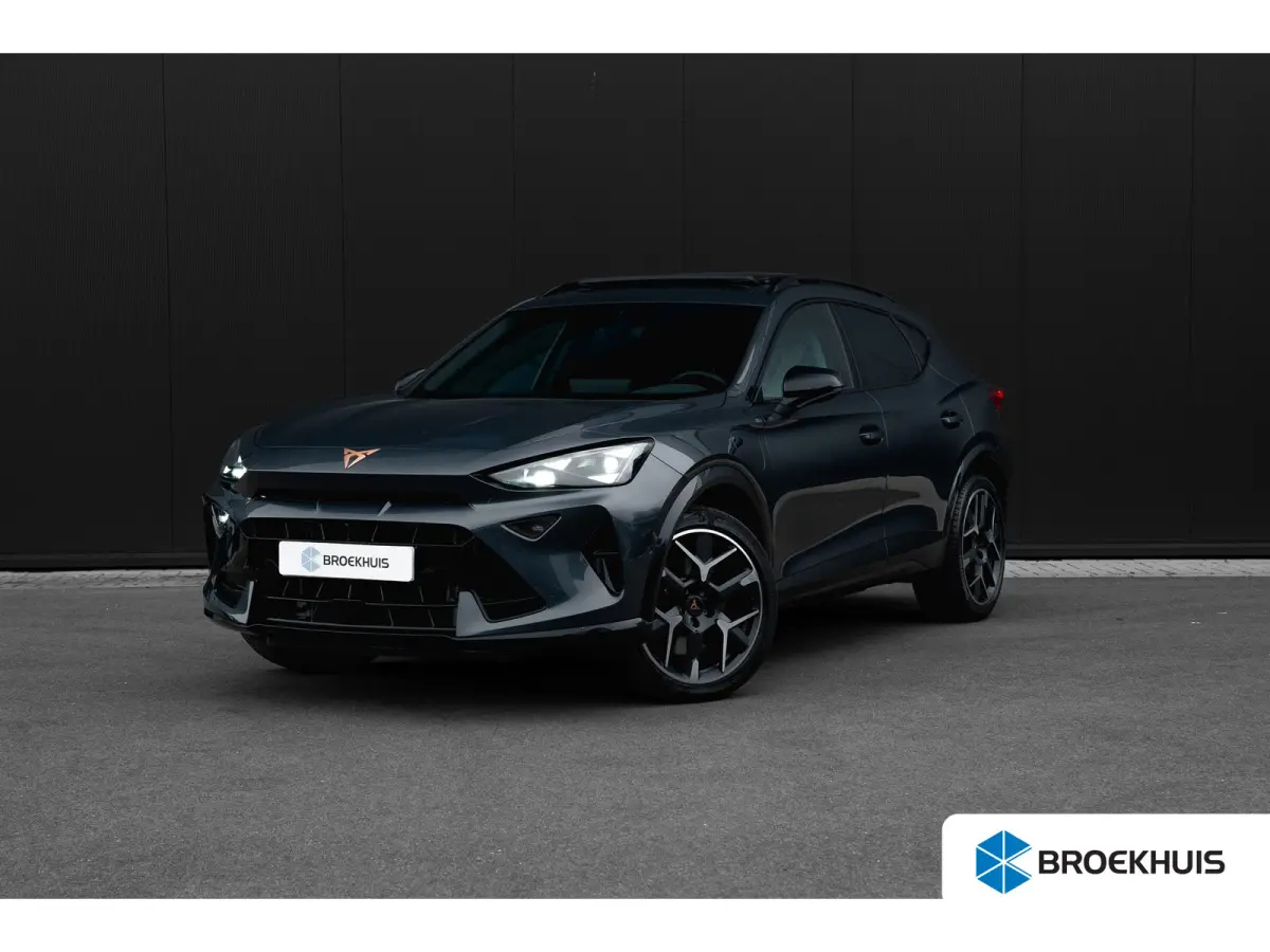 1.5 TSI e-Hybrid 272 PK VZ Performance Trekhaak | 360 Camera | Sennheiser | Panoramadak | Leder interieur | 19"