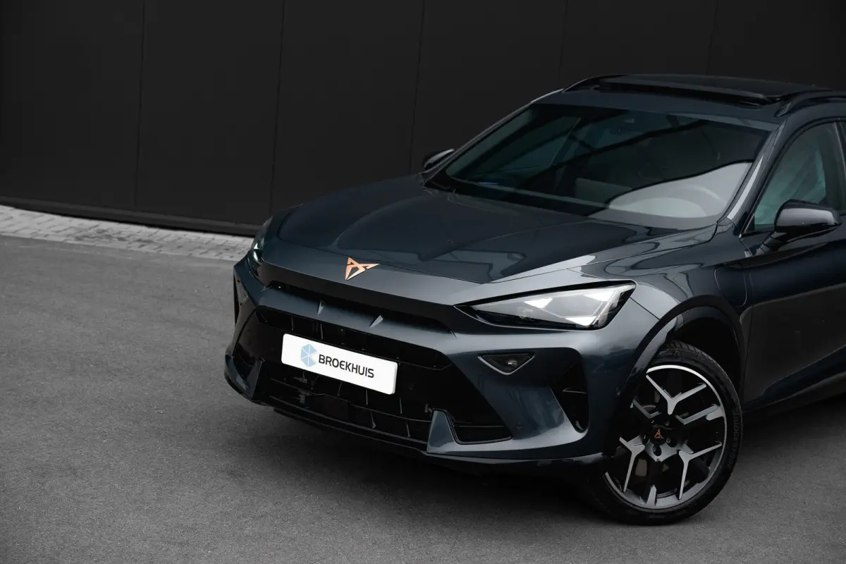 1.5 TSI e-Hybrid 272 PK VZ Performance Trekhaak | 360 Camera | Sennheiser | Panoramadak | Leder interieur | 19"