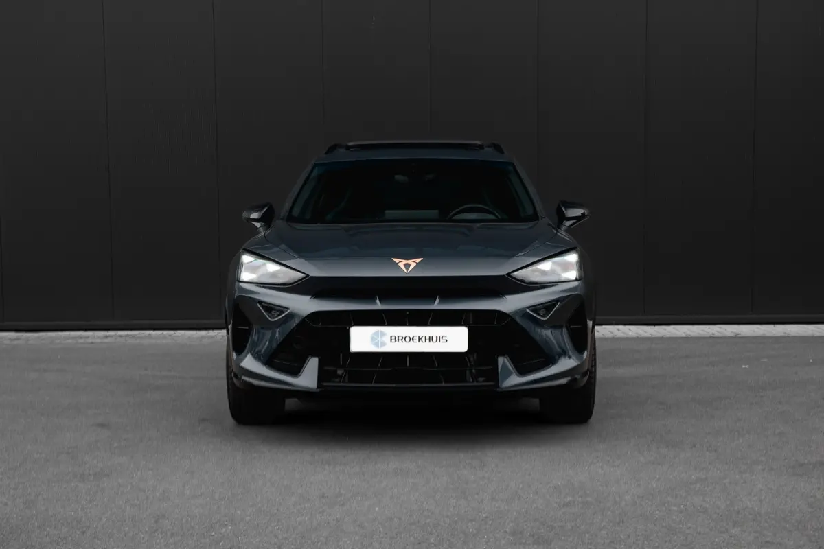 1.5 TSI e-Hybrid 272 PK VZ Performance Trekhaak | 360 Camera | Sennheiser | Panoramadak | Leder interieur | 19"
