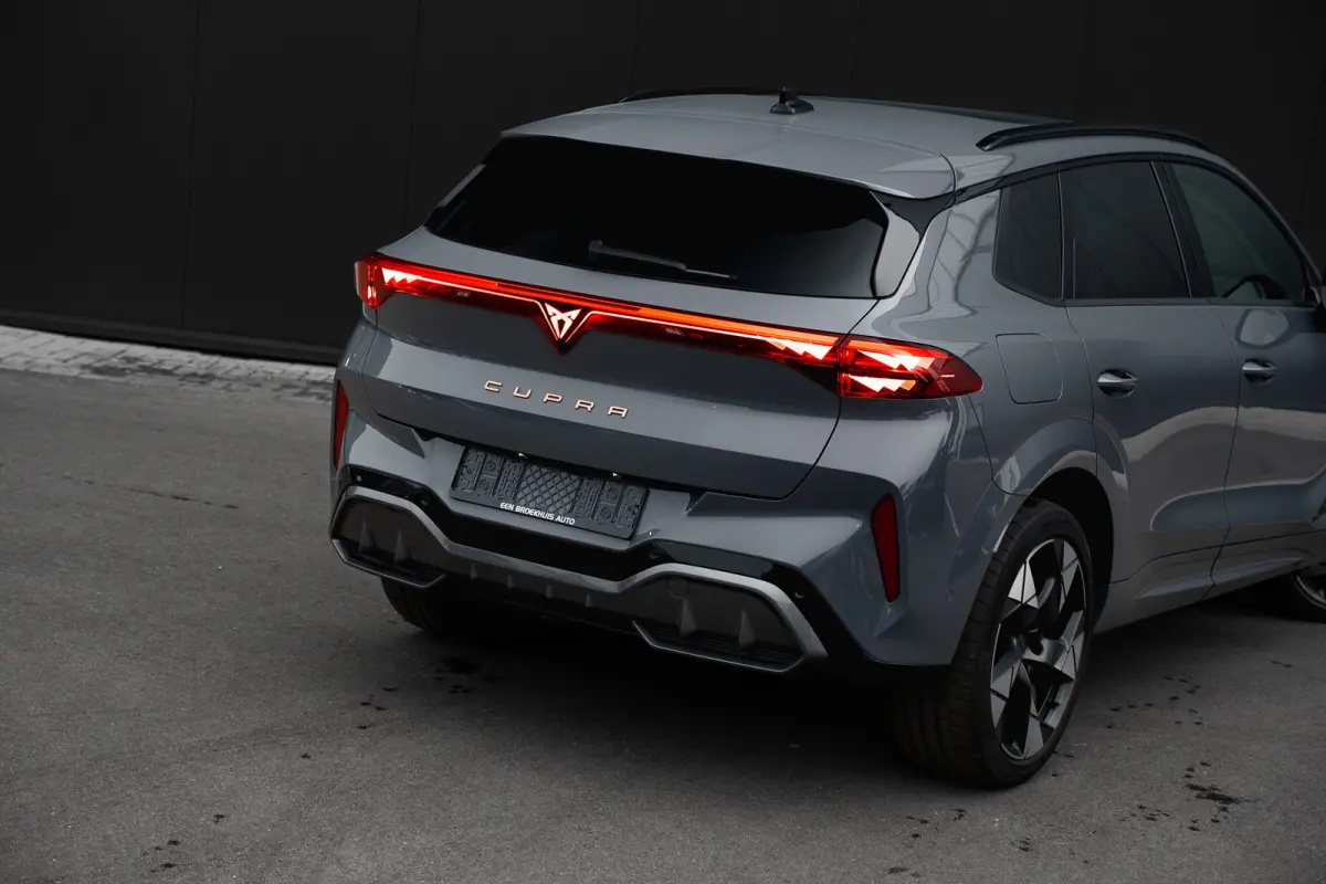 1.5 TSI e-Hybrid 272pk VZ Performance Garantie t/m 2030 | Trekhaak | Panoramadak | Sennheiser | Stuur & Stoelverwarming