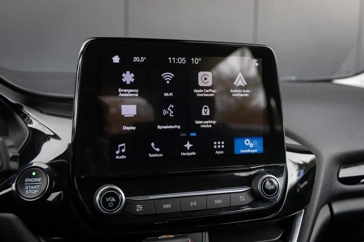 1.0 EcoBoost Titanium | 100% dealer onderhouden | Navigatie incl. bluetooth | Cruise control | Climate controle | DAB - audio