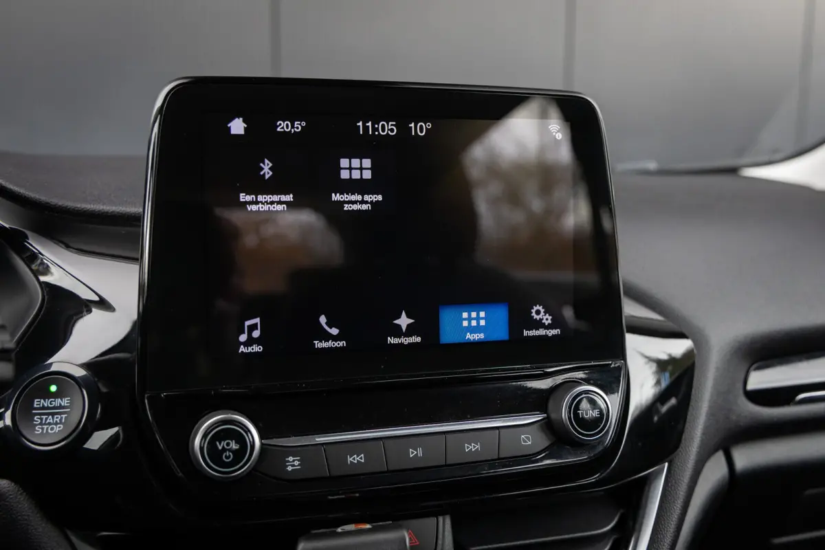 1.0 EcoBoost Titanium | 100% dealer onderhouden | Navigatie incl. bluetooth | Cruise control | Climate controle | DAB - audio