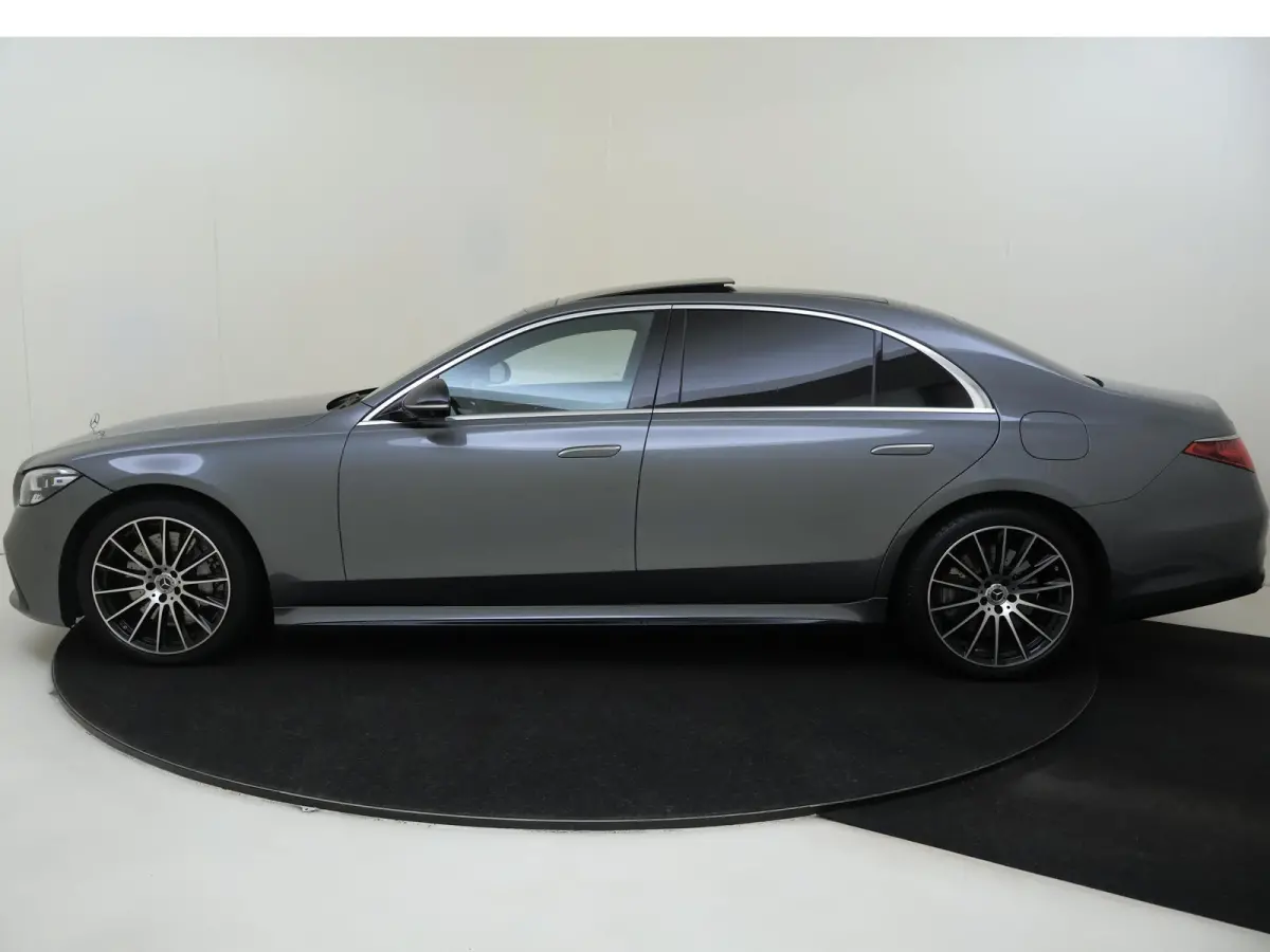 580 e Lang / AMG/ 20 inch/ Night/ Aug. Reality Head Up/ Rear Plus Pack/ Burmester 3D/