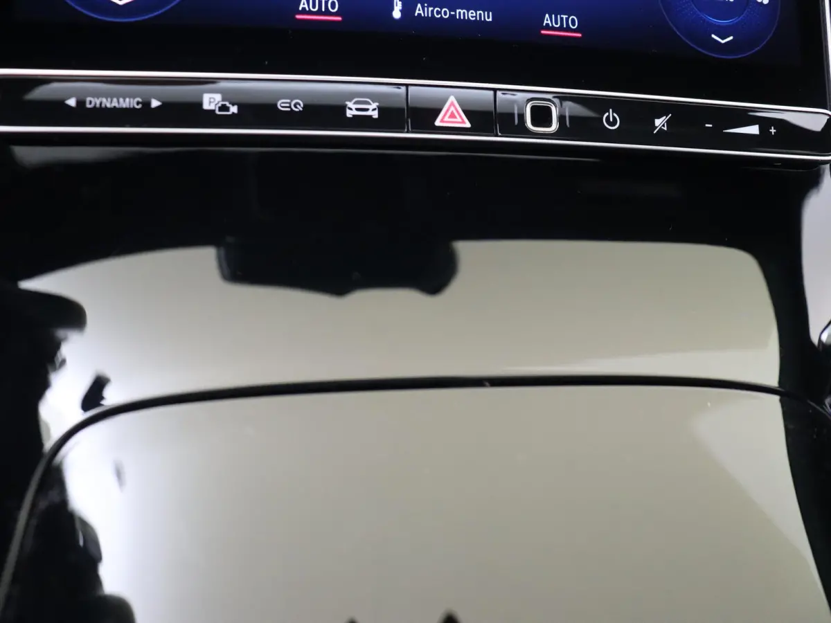580 e Lang / AMG/ 20 inch/ Night/ Aug. Reality Head Up/ Rear Plus Pack/ Burmester 3D/