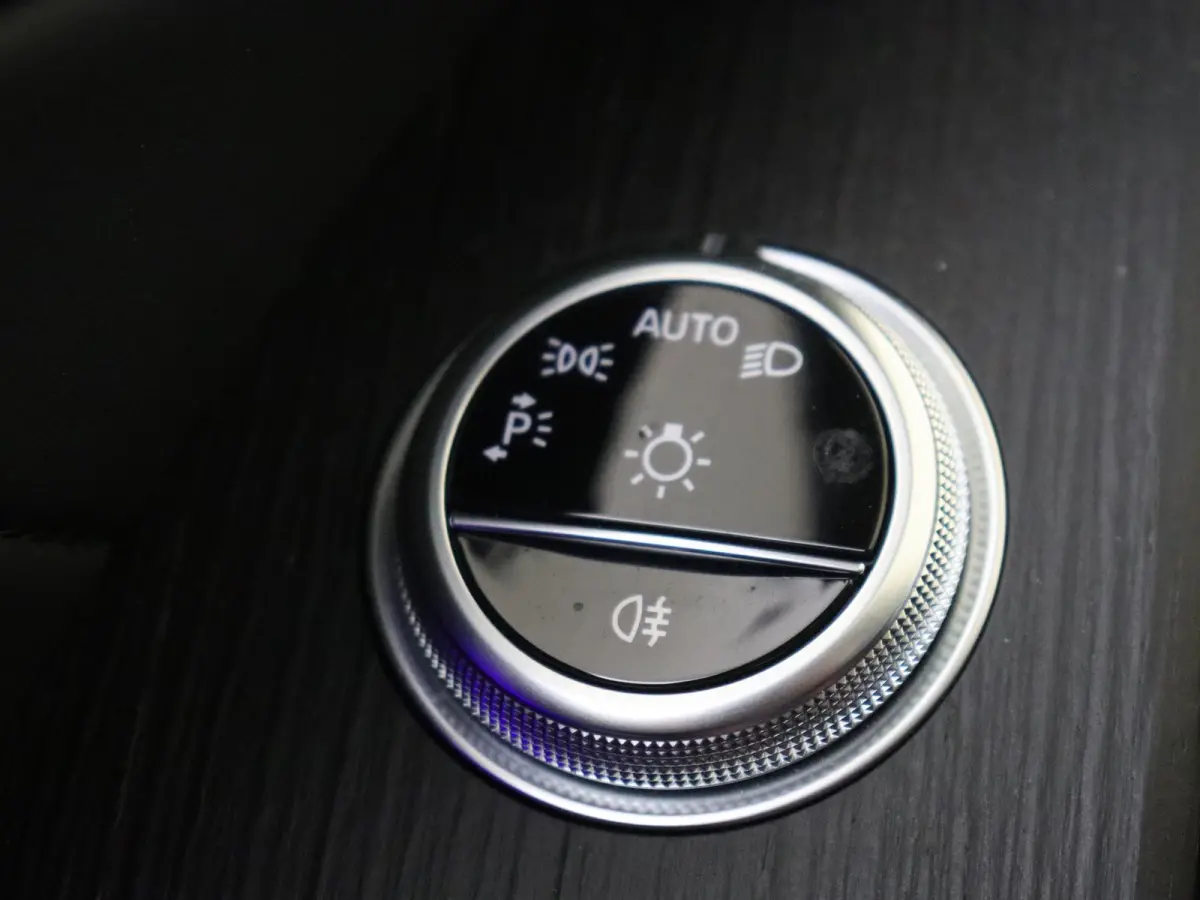 580 e Lang / AMG/ 20 inch/ Night/ Aug. Reality Head Up/ Rear Plus Pack/ Burmester 3D/