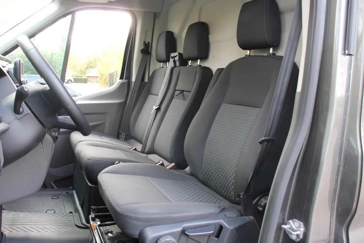 350 2.0 TDCI L3H2 | ORIGINEEL NEDERLANDS! | 1 EIGENAAR! | DEALER ONDERHOUDEN! | CAMERA | RAPTOR GRILL | CRUISE | STOELVERWARMING | VOORRUITVERWARMING | TREKHAAK | TRAP | IMPERIAAL | PRACHTIG