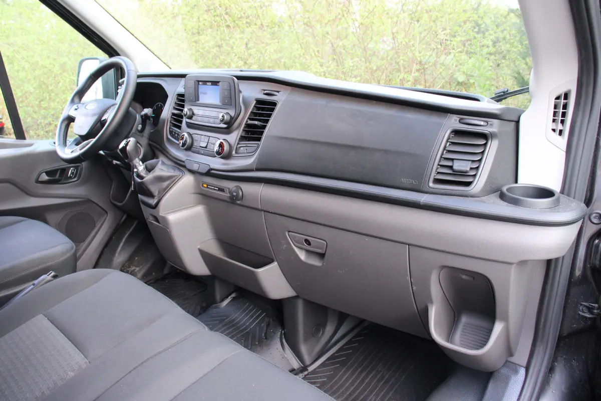 350 2.0 TDCI L3H2 | ORIGINEEL NEDERLANDS! | 1 EIGENAAR! | DEALER ONDERHOUDEN! | CAMERA | RAPTOR GRILL | CRUISE | STOELVERWARMING | VOORRUITVERWARMING | TREKHAAK | TRAP | IMPERIAAL | PRACHTIG
