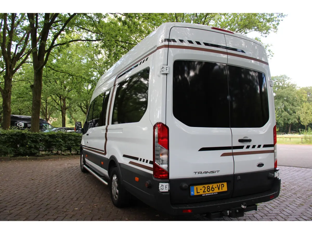 Camper | CAMERA | CRUISE | 2 PERSOONS BED | VOORRUIT VERWARMING | KEUKEN | UNIEK!