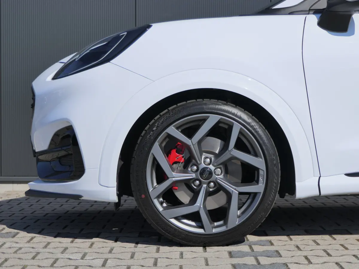 1.5 EcoBoost 200pk ST-X Ford Performance Stoelen! | B&O | Winter Pakket | Navi |