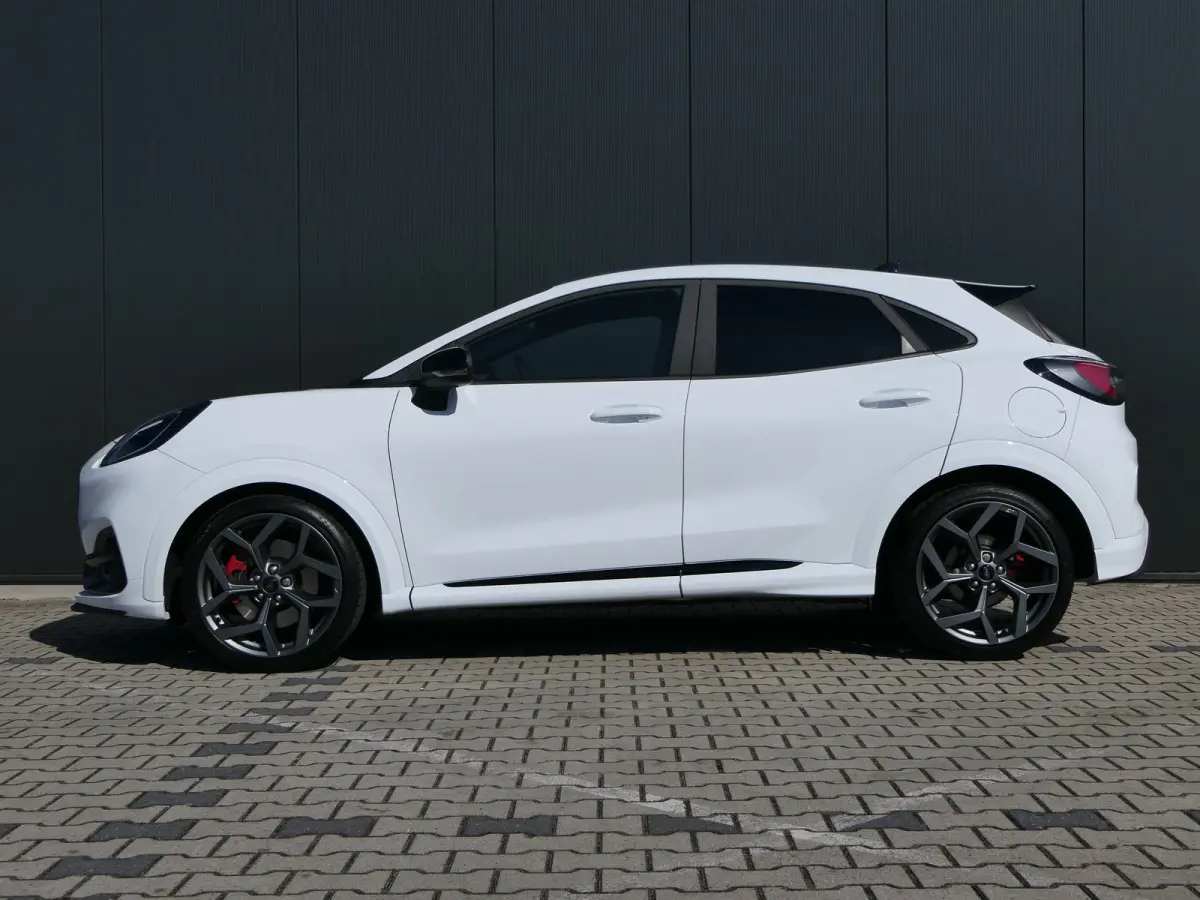 1.5 EcoBoost 200pk ST-X Ford Performance Stoelen! | B&O | Winter Pakket | Navi |