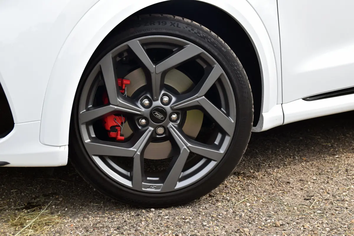 1.5 EcoBoost 200pk ST-X Ford Performance Stoelen! | B&O | Winter Pakket | Navi |