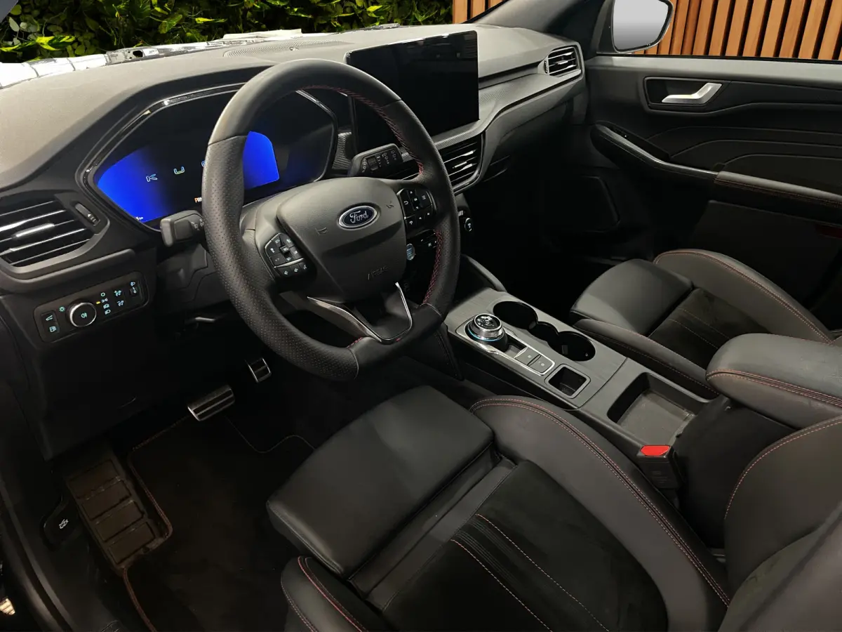 2.5 PHEV ST-Line X | NL auto | 1e eig. | Trekhaak | Panoramadak | Memory | Camera | Adaptive Cruise | Draadloos Apple Carplay | 19''