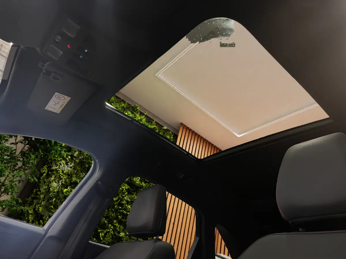 2.5 PHEV ST-Line X | NL auto | 1e eig. | Trekhaak | Panoramadak | Memory | Camera | Adaptive Cruise | Draadloos Apple Carplay | 19''