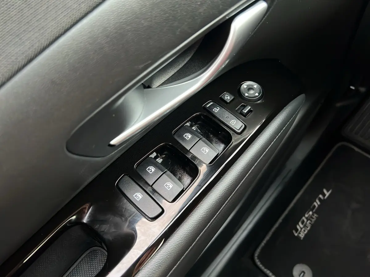 1.6 T-GDI 265pk PHEV Premium 4WD | Leder | Carplay | Climate | Keyless | Navigatie | Elek. Klep | Full - Led | 360 Camera | KRELL Audio | Elek. Stoelen | 19" Lichtmetaal | Winterpakket | Sto