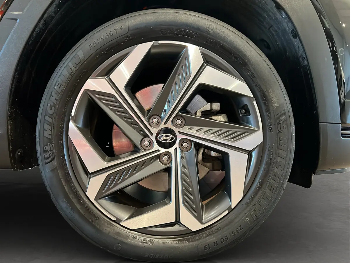 1.6 T-GDI 265pk PHEV Premium 4WD | Leder | Carplay | Climate | Keyless | Navigatie | Elek. Klep | Full - Led | 360 Camera | KRELL Audio | Elek. Stoelen | 19" Lichtmetaal | Winterpakket | Sto