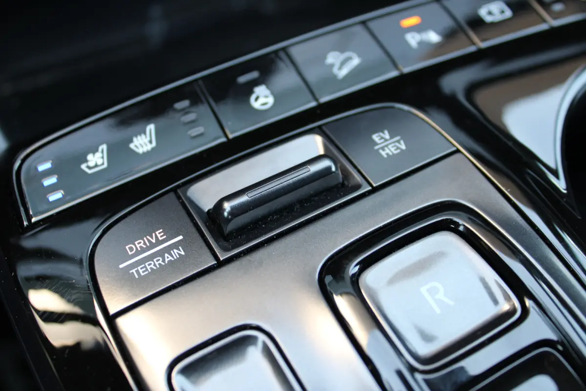 1.6 T-GDI PHEV N Line 4WD 265pk | Cruise control adaptief met Stop&Go | Dodehoekdetectie met correctie | Elektrisch bedienbare achterklep met sensorsturing